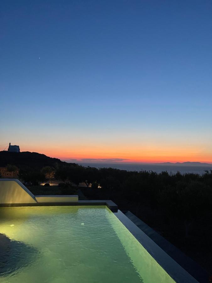 Saint John Oia-Exclusive Private Heated Pool Villas Ngoại thất bức ảnh
