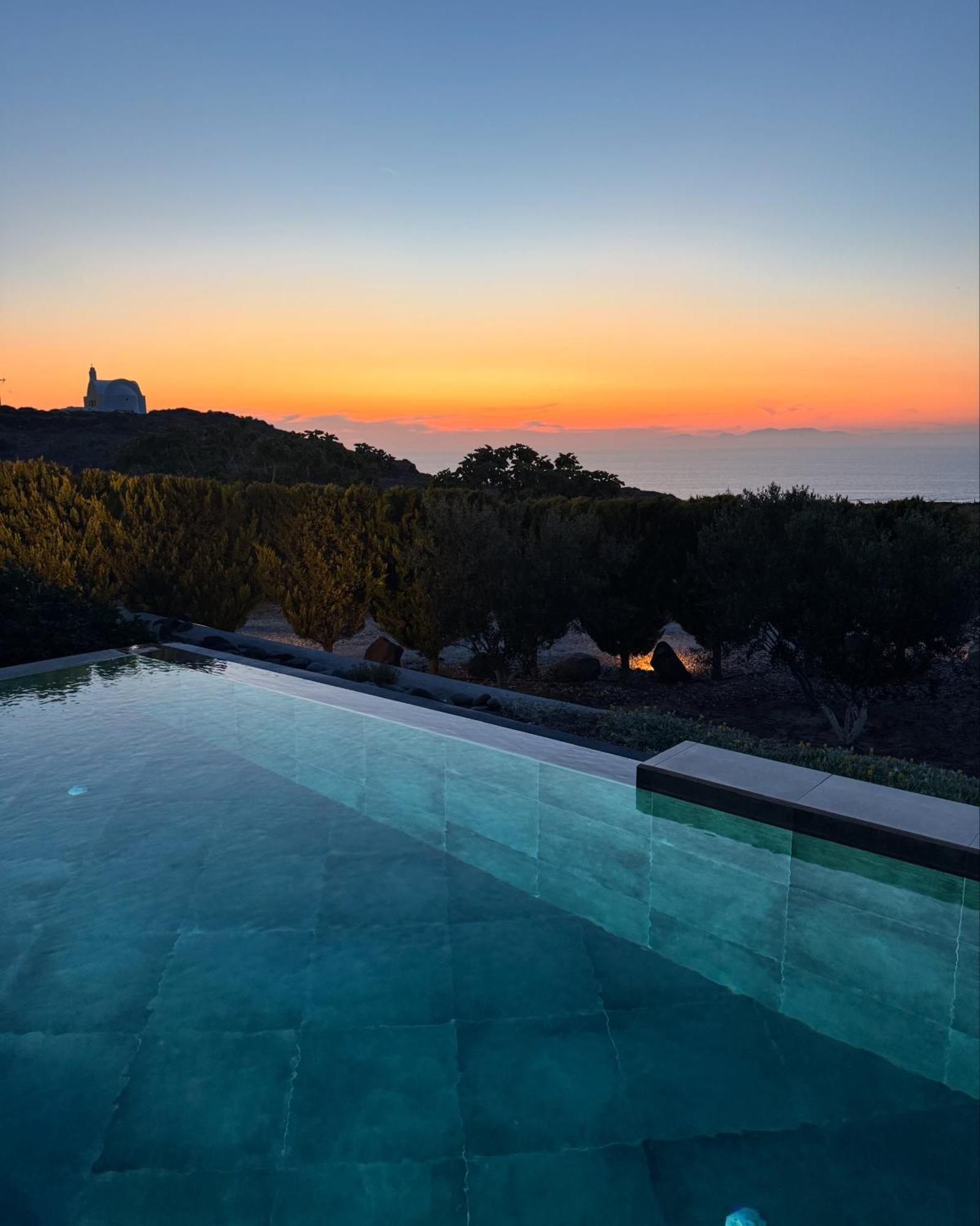 Saint John Oia-Exclusive Private Heated Pool Villas Ngoại thất bức ảnh